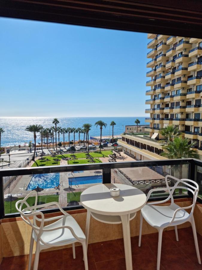 Aloha Playa Apartment Benalmadena Bagian luar foto